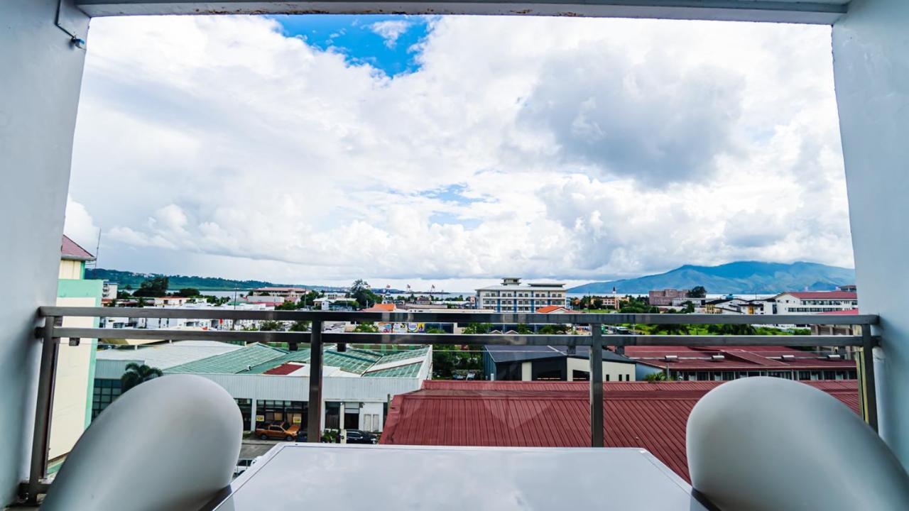 Chequers Suites Subic Bay Olongapo Exterior photo